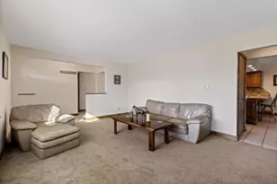 3350 Cameron St, Grove City, OH 43123 - Photo 5