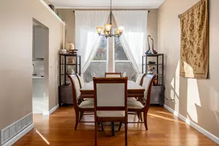 5227 Chaps Ct, Columbus, OH 43221 - Photo 9