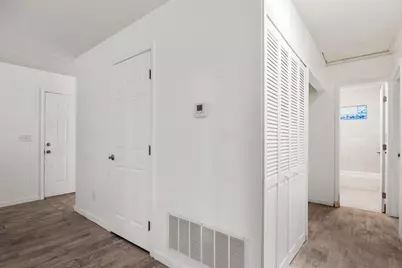 3067 Huntington Drive, Columbus, OH 43207 - Photo 9