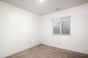 3067 Huntington Dr, Columbus, OH 43207 - Photo 15