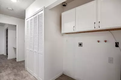 3067 Huntington Drive, Columbus, OH 43207 - Photo 17