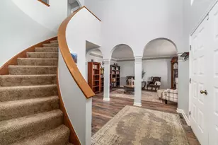 901 Bovee Ln, Powell, OH 43065 - Photo 5