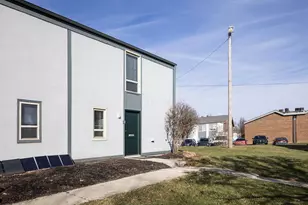 1030 Galliton Ct, Columbus, OH 43220 - Photo 5