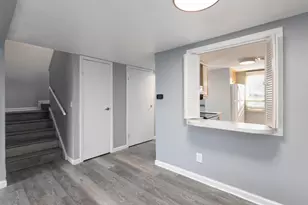 1030 Galliton Ct, Columbus, OH 43220 - Photo 13