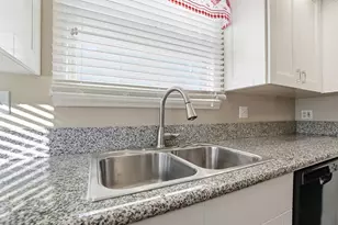 211 N Court St, Marysville, OH 43040 - Photo 21