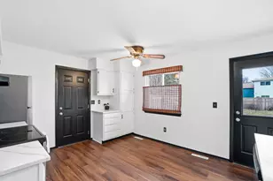 4672 Sperry Ave, Columbus, OH 43230 - Photo 5