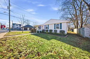 41 N Hampton St, West Jefferson, OH 43162 - Photo 3