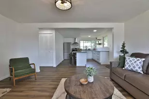 1390 E Dublin Granville Rd, Columbus, OH 43229 - Photo 5