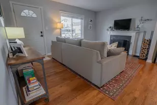 876 Thomas Rd, Columbus, OH 43212 - Photo 3