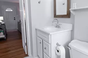 876 Thomas Rd, Columbus, OH 43212 - Photo 7