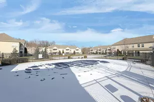 9073 Polaris Lakes Dr, Columbus, OH 43240 - Photo 37