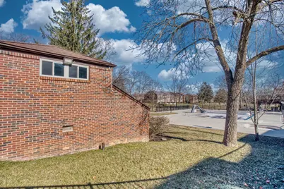 5584 Brackenridge #R7, Columbus, OH 43228 - Photo 45