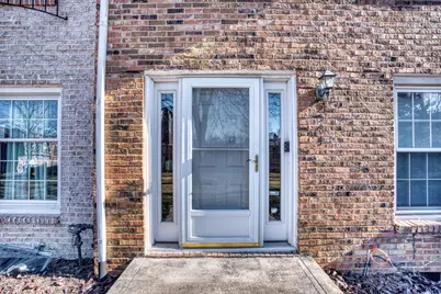 5584 Brackenridge #R7, Columbus, OH 43228 - Photo 3