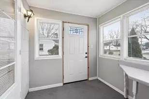 946 N South St, Wilmington, OH 45177 - Photo 5