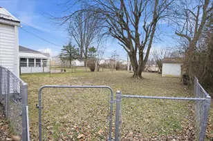 946 N South St, Wilmington, OH 45177 - Photo 21