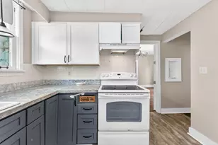 205 W 7th St, Marysville, OH 43040 - Photo 31