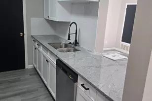 3939 Karl Rd, Columbus, OH 43224 - Photo 3