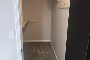 3939 Karl Rd, Columbus, OH 43224 - Photo 15