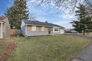 1356 Harlow Rd, Columbus, OH 43227 - Photo 3