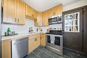 2589 Pontiac St, Columbus, OH 43211 - Photo 5