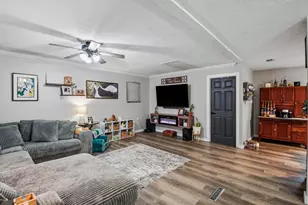 908 Tecumseh Ave, Columbus, OH 43207 - Photo 5