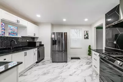 1450 Briarwood Avenue, Columbus, OH 43211 - Photo 19