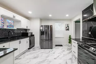 1450 Briarwood Ave, Columbus, OH 43211 - Photo 19