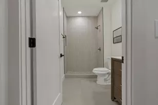 90 N Ohio Ave, Columbus, OH 43203 - Photo 31