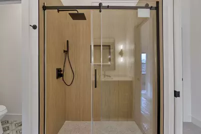 90 N Ohio Avenue, Columbus, OH 43203 - Photo 55