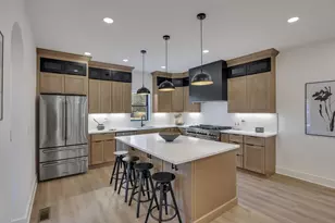 90 N Ohio Ave, Columbus, OH 43203 - Photo 9