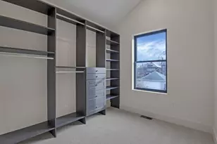 90 N Ohio Ave, Columbus, OH 43203 - Photo 49