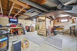 1024 Springlawn Ave, Harrisburg, OH 43126 - Photo 47