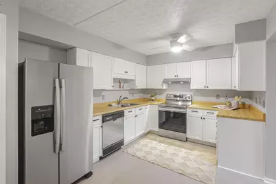 3939 Karl Road #102, Columbus, OH 43224 - Photo 7