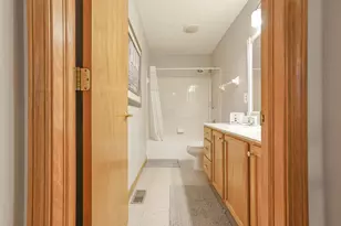 6471 Margaret Dr, Westerville, OH 43082 - Photo 37