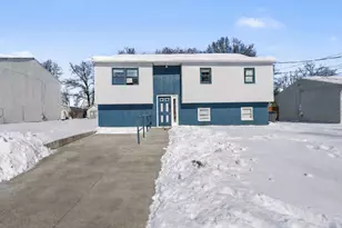 3766 2nd Ave, Urbancrest, OH 43123 - Photo 1