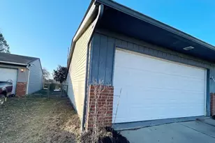 5414 Paladim Rd, Columbus, OH 43232 - Photo 3