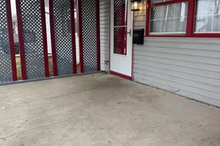 211 Delaney Dr, Columbus, OH 43207 - Photo 3