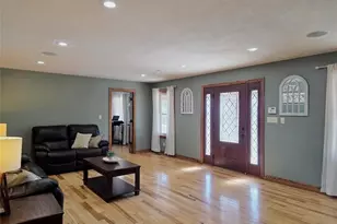 10133 Fishel St, Pleasant City, OH 43772 - Photo 3