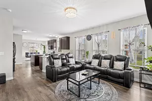 8660 Crooked Maple Dr, Blacklick, OH 43004 - Photo 9