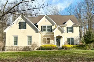 7040 Aly Dar Ln, Blacklick, OH 43004 - Photo 1