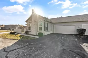 7801 Red Maple Pl, Westerville, OH 43082 - Photo 37