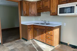 2906 Howey Rd, Columbus, OH 43224 - Photo 9