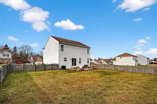 631 Rolling Acre Dr, Lithopolis, OH 43136 - Photo 9