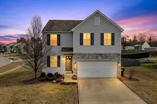 631 Rolling Acre Dr, Lithopolis, OH 43136 - Photo 1