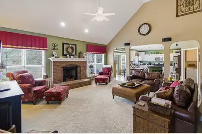 13252 Ashley Creek Drive, Pickerington, OH 43147 - Photo 3
