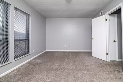 5260 Westbury Drive #14A, Columbus, OH 43228 - Photo 33