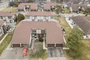 5260 Westbury Dr, Columbus, OH 43228 - Photo 3