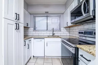 5260 Westbury Drive #14A, Columbus, OH 43228 - Photo 19