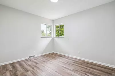 4980 Harbor Boulevard, Columbus, OH 43232 - Photo 7