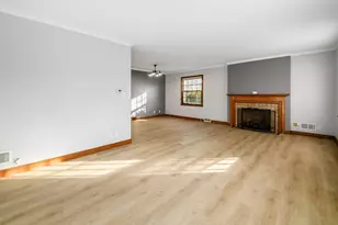 1810 Ashland Ave, Columbus, OH 43212 - Photo 5